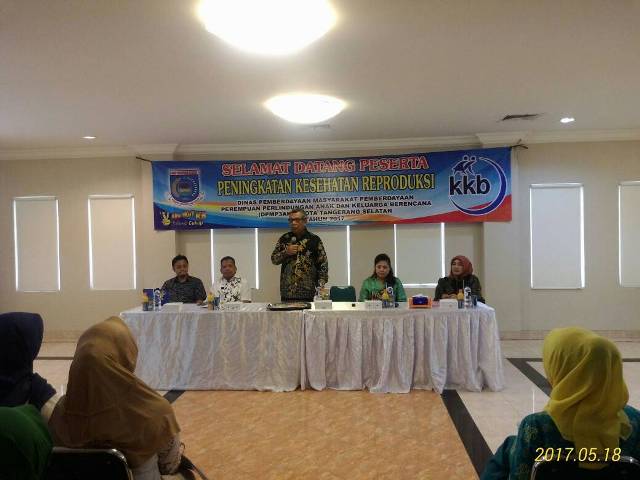 DPMP3AKB SOSIALISASIKAN KESEHATAN REPRODUKSI - BEST 